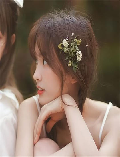 纽约吸血鬼电影与电视剧比较：媒介差异与叙事特点，导演剪辑